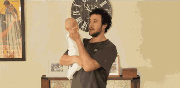 欧美出街抱孩子视频大全,温馨出街育儿视频大盘点