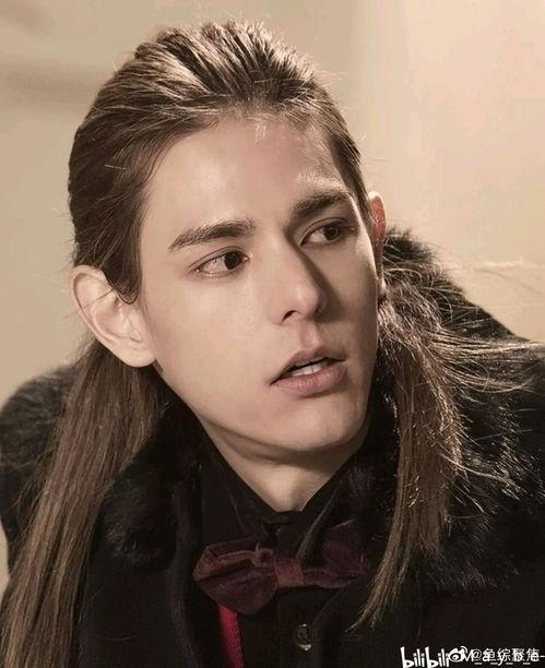 长发帅哥欧美街头视频,欧美街头文化新潮流